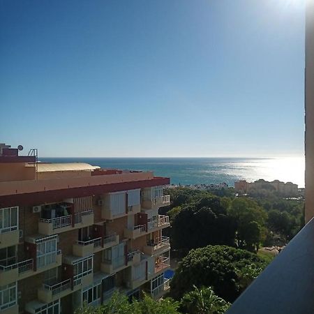 Sweet Home Benalmadena, Estudio Con Vistas Al Mar Y Excelente Conexion Wifi, Para No Fumadores, Con Piscinas, Sea Views, With Swimming Pools, Completely Renovated, Ideal For Older People, Bright With Morning Sun, No Smoking Bagian luar foto