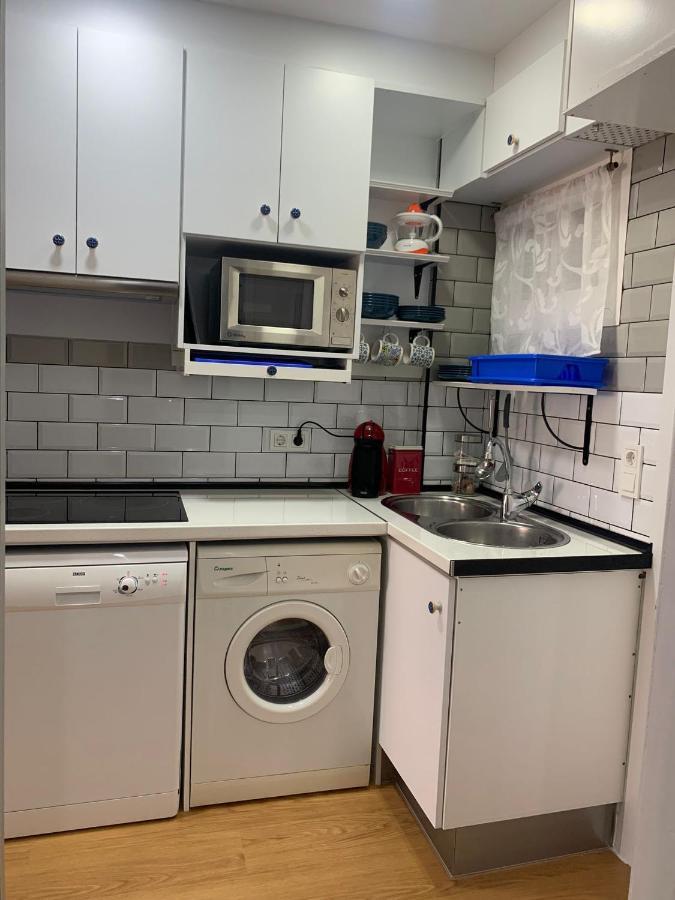 Sweet Home Benalmadena, Estudio Con Vistas Al Mar Y Excelente Conexion Wifi, Para No Fumadores, Con Piscinas, Sea Views, With Swimming Pools, Completely Renovated, Ideal For Older People, Bright With Morning Sun, No Smoking Bagian luar foto