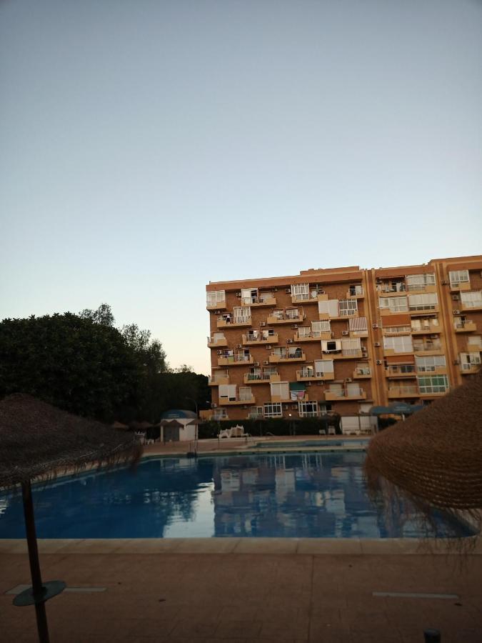 Sweet Home Benalmadena, Estudio Con Vistas Al Mar Y Excelente Conexion Wifi, Para No Fumadores, Con Piscinas, Sea Views, With Swimming Pools, Completely Renovated, Ideal For Older People, Bright With Morning Sun, No Smoking Bagian luar foto